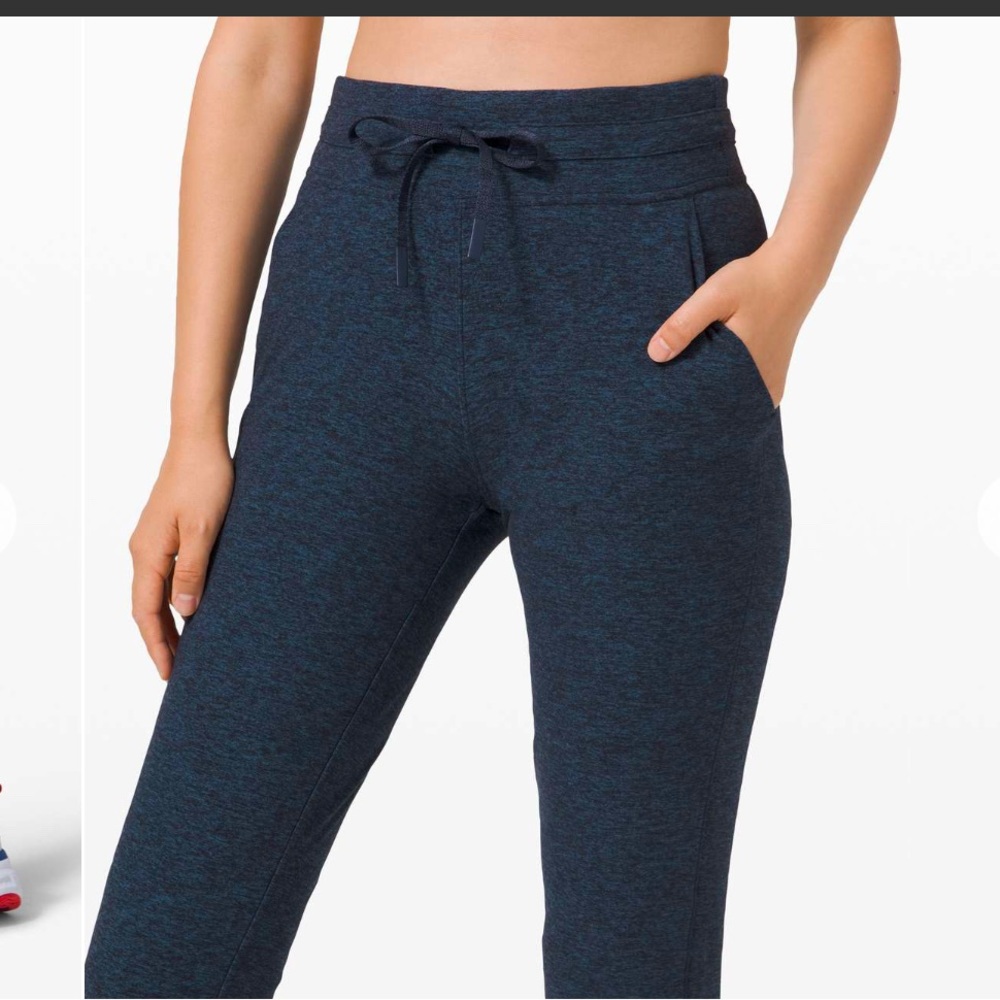 Lululemon Ready to Rulu Jogger Crop- size 6 - Picture 1 of 8